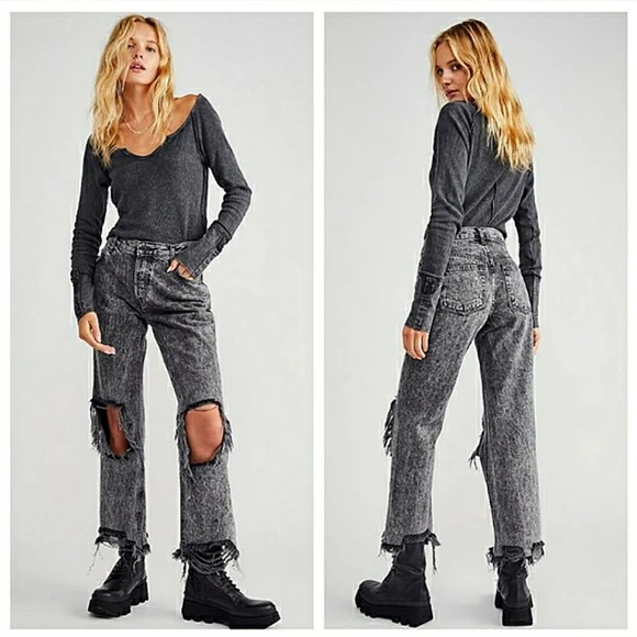 Free People We The Free Maggie Distressed Raw Hem Bottlerocket Mid-Rise Jeans 26 - Picture 2 of 16